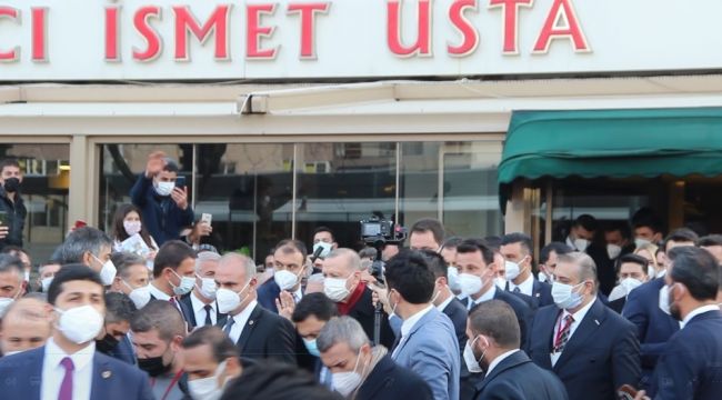 Cumhurbaşkanı Erdoğan'a İzmirlilerden büyük ilgi