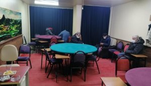 Derneğe kumar baskını: 24 gözaltı