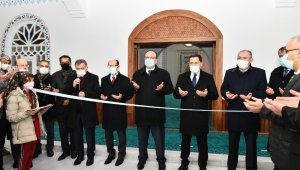 Dinî külliye ibadete açıldı