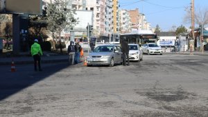 Diyarbakır'da 56 saatlik kısıtlamanın ilk gününde derin sükut