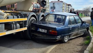 Engelli aracından kaçtı, beton mikseriyle çarpıştı: 1 yaralı