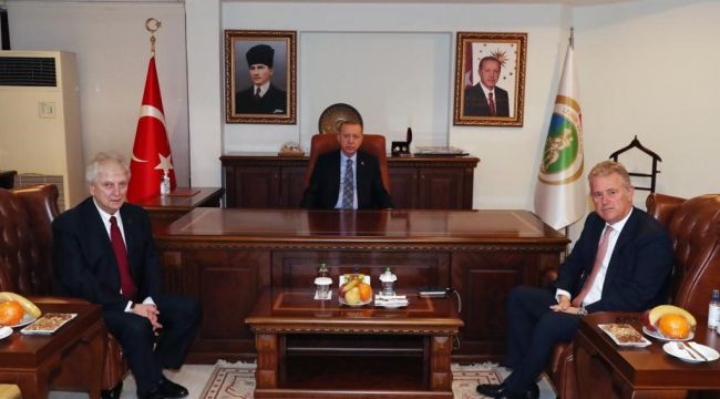 Erdoğan, İzmir'de iki oda başkanıyla buluştu