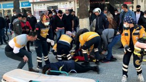 Yayaya çarpan motosiklet sürücü hayatını kaybetti