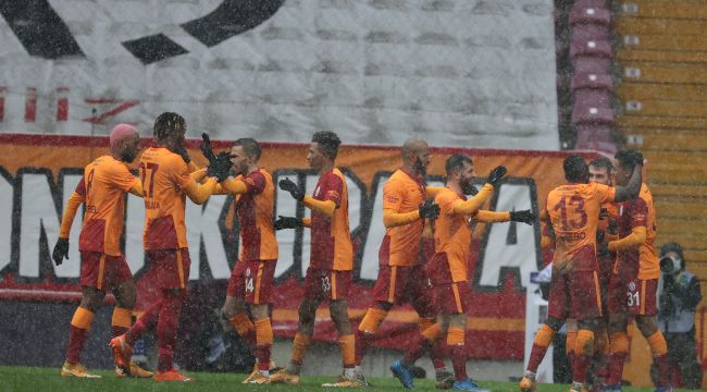 Galatasaray liderliği geri aldı