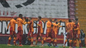 Galatasaray liderliği geri aldı