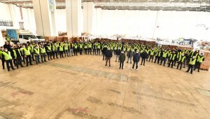 İzmir Büyükşehir, 50 günde 90 bin hanenin kapısını çaldı