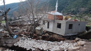 İzmir Valiliğinden heyelan bölgesi açıklaması