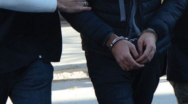 İzmir'de başörtülü kadını dövdü, tutuklandı