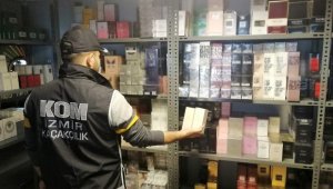 İzmir'de canlı yayında polis baskını