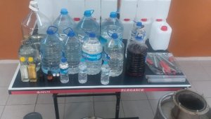 İzmir'de sahte içki operasyonu: 4 gözaltı