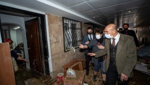 İzmir'de selden etkilenen 948 hane ve iş yerine destek kararı