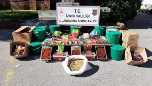 İzmir'de tütün kaçakçılarına yüzbinlerce liralık darbe
