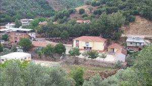 İzmir'de vaka artışı sebebiyle okulda eğitime ara verildi