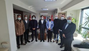 İZVAK Dinamik Grup'tan CHP ve AK Parti'ye ziyaret