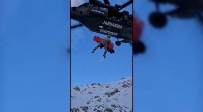 Jandarma nefes kesen kurtarma operasyonunun görüntülerini paylaştı