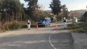 Kadınlar ekmek yaparken korona virüsü yaydı