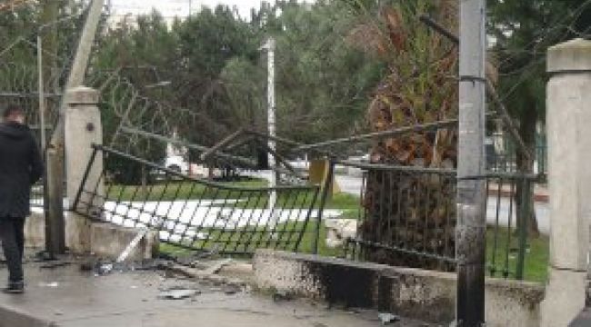 Kağıthane'de trafik kazasında ortalık savaş alanına döndü