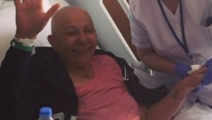 Kanseri yendi, yaşadıklarını kitapta topladı