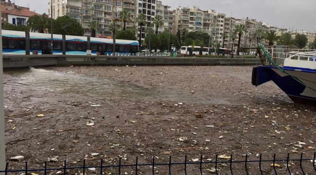 Karşıyaka İskele'nin hali