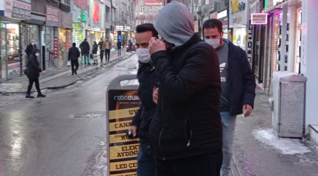 Kumar oynarken yakalandı, polisleri böyle atlatmaya çalıştı