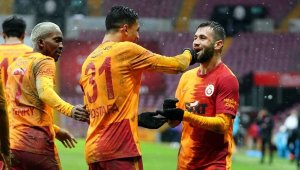 Mustafa Muhammed'den kahveli sevinç