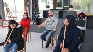 Ney kursu Bucalılara farklı bir soluk getirdi