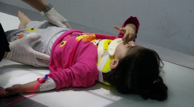 Pencereden düşen çocuğu ölümden çamaşır ipi kurtardı