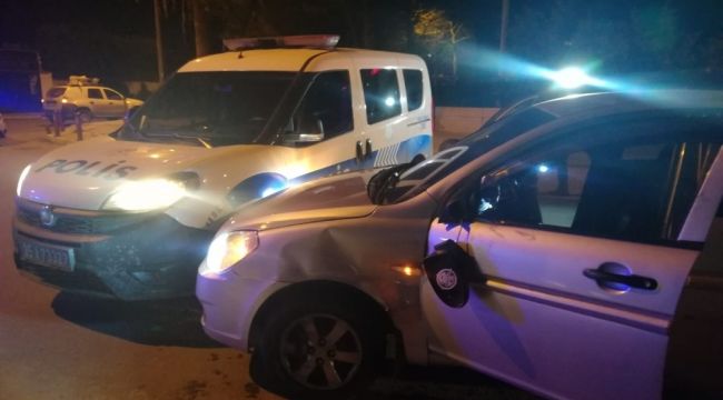 Polis aracına çarpıp kaçan alkollü sürücü yakalandı