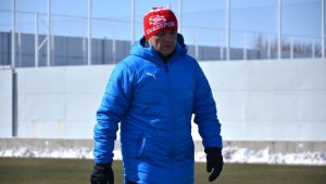 Rıza Çalımbay: "Lig çok zor ve uzun"