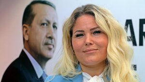 Rus gelin, AK Parti'de Halkla İlişkiler Başkanı oldu
