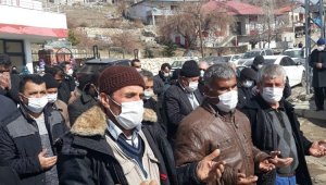 Sevgililer Günü'nde öldürülen kadın toprağa verildi