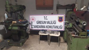 Silah imalathanesine baskın yapıldı