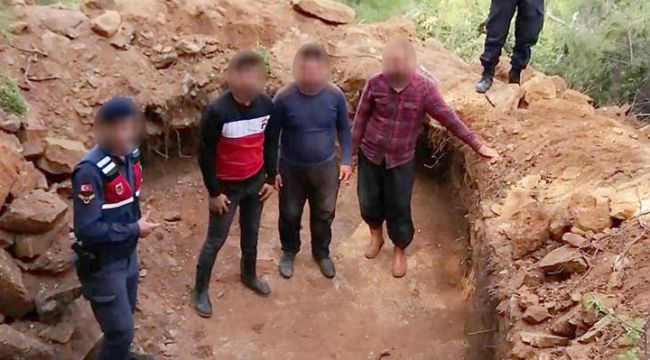 Sokağa çıkma yasağını fırsat bilen defineciler suçüstü yakalandı