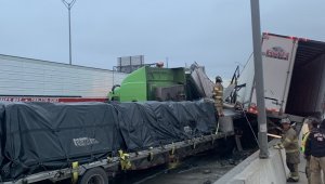 Texas'ta 70'den fazla araç birbirine girdi: 3 ölü