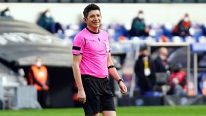 Trabzonspor - Fenerbahçe maçını Uğurlu yönetecek