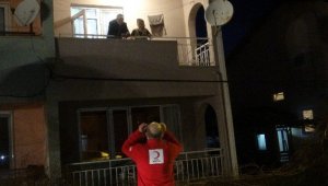 Türk Kızılayından selzedelere yardım