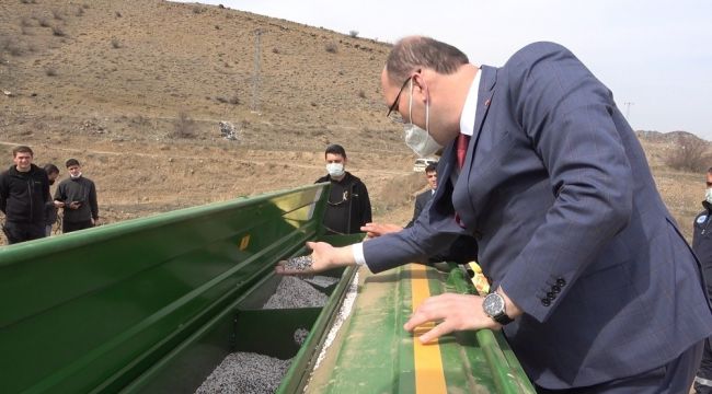 160 kilogram tohumdan 13 ton çörekotu