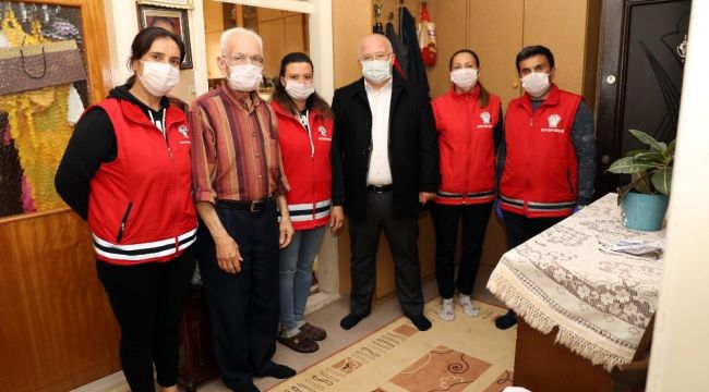 500 yaşlıya evde bakım hizmeti