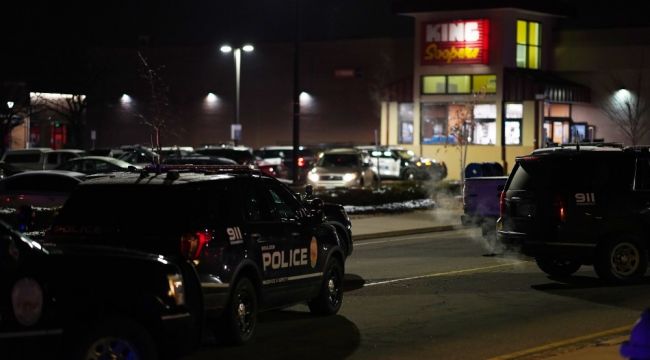 ABD'de süpermarkete silahlı saldırı: 1'i polis 10 ölü