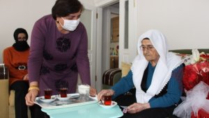 Ailesi korona oldu, 119 yaşındaki nine negatif