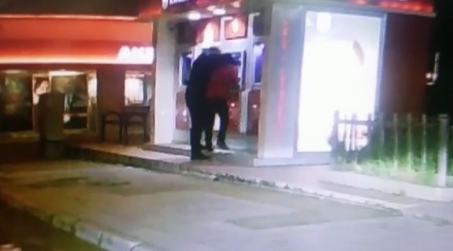 ATM'de gaspçı dehşeti