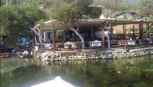 Azmağı doldurup restoran yapmışlar!