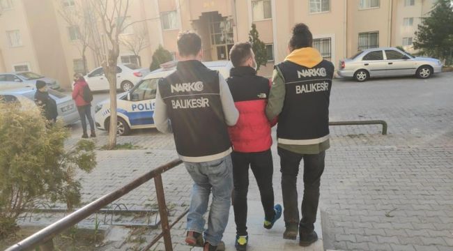 Balıkesir polisinden uyuşturucu operasyonu