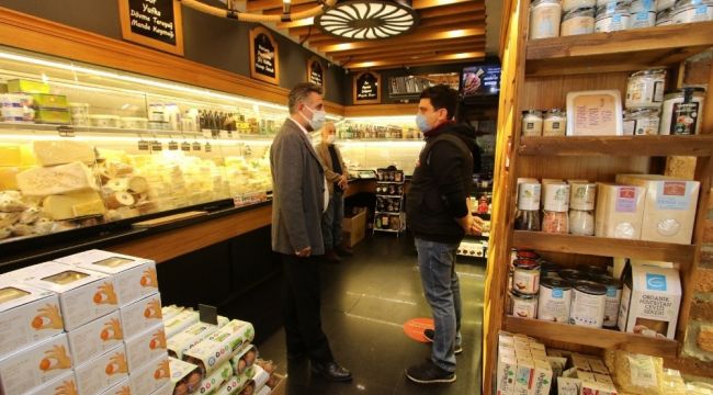 Başkan Sandal'dan esnafa 4.5 milyon liralık destek