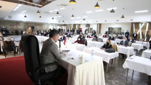 Başkan Sandal'dan esnafa can suyu