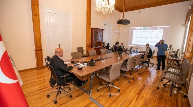 Başkan Soyer, İzmir'in döngüsel kent yaklaşımını anlattı