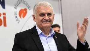 Binali Yıldırım: "Yolları böleriz, Türkiye'yi böldürmeyiz"
