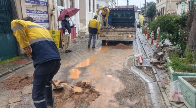 Buca'da bozulan yollarda tadilat çalışmaları