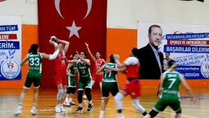 Çeşme Kadın Basketbol Takımı play-off hedefine ilerliyor