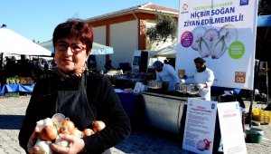 Çeşme'de 'Soğan Kavurma' etkinliği